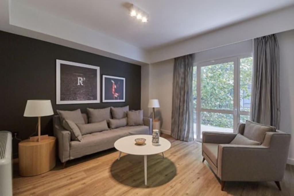 Viola Comfort Suite Афины Экстерьер фото